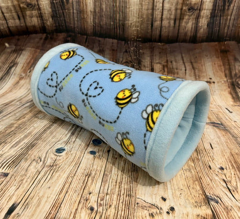 Bee Fleece Cosy Tunnel / Baby Blue