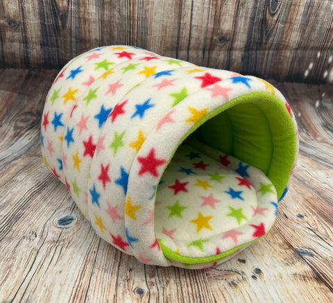 Multi Stars Fleece Piggie Den / Lime + Pad