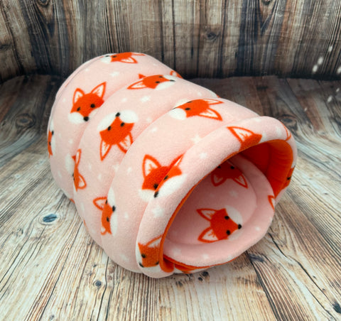 Pink Foxes Fleece Piggie Den / Orange + Pad